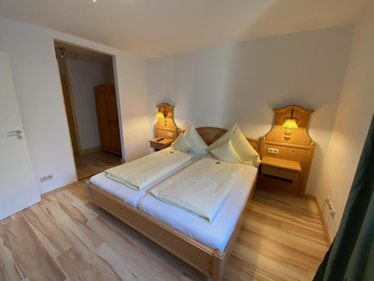 Hotel Lobmeyer Roding Zewnętrze zdjęcie